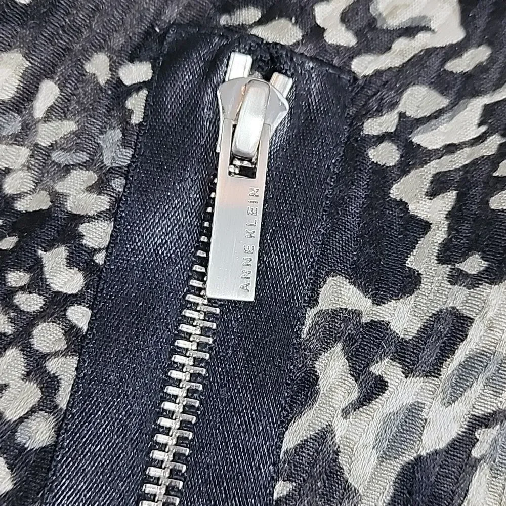 Silk & Wool Blend Black & Gray Animal Print Anne Klein Zippered Jacket